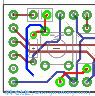 要在電路板正面進行+5V信號線連結(jié)和其他連結(jié)點的布線工作是非常容易的，而重置信號線（信號線用來連結(jié)電路板正面左邊的重置開關(guān)）需要經(jīng)過一個可以通過電路板正反兩面的電路通道，這個通道是一個可以讓電路板正反兩面線路連接的一個小孔。