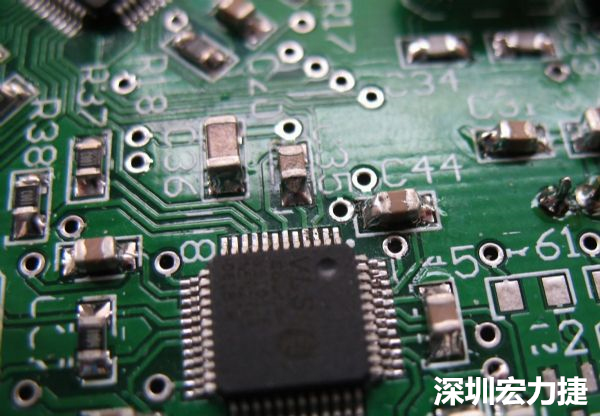 音訊電路訊號品質(zhì)，是影響操作體驗的關鍵，電路布局要特別注意。