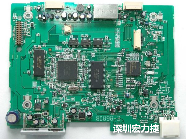 大面積PCB若電子元器件數(shù)量多、重量較重，板材強(qiáng)度不夠時(shí)容易產(chǎn)生PCB中央部凹陷問題。